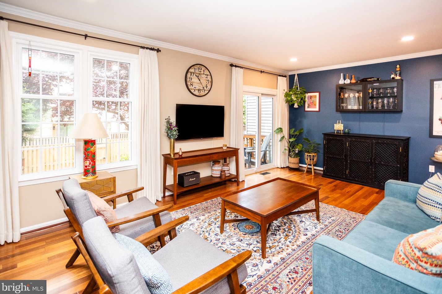 2823 Kelly Sq, Vienna VA  22181-6143 exterior