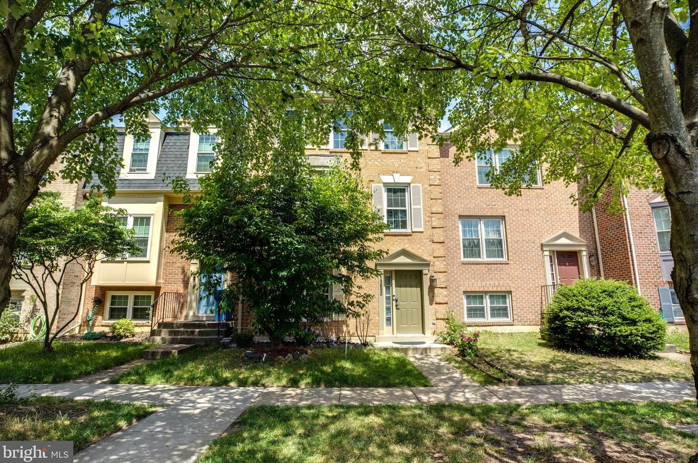 13892 Coleman Ct, Centreville, VA 20120