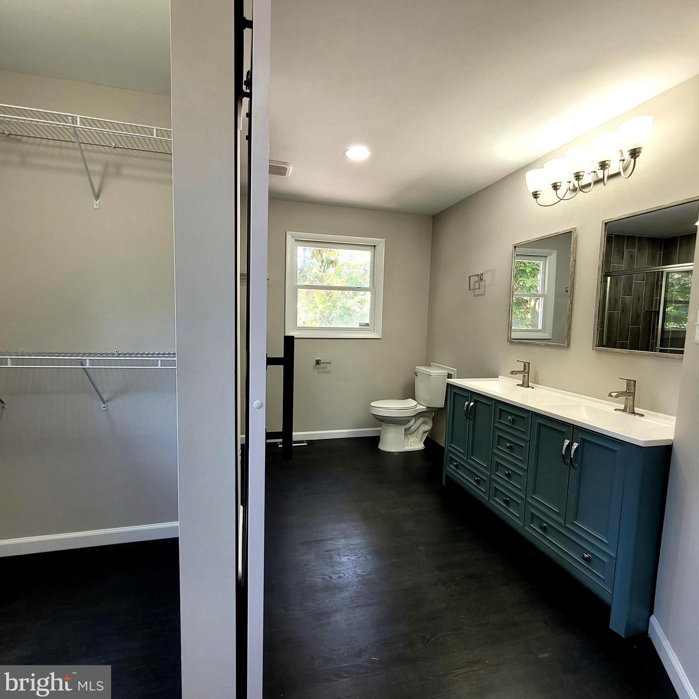 8903 Benham St, Lorton, VA 22079