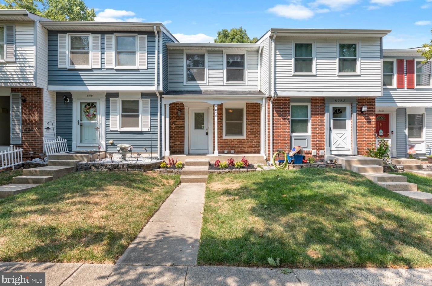 8781 Susquehanna St, Lorton, VA 22079