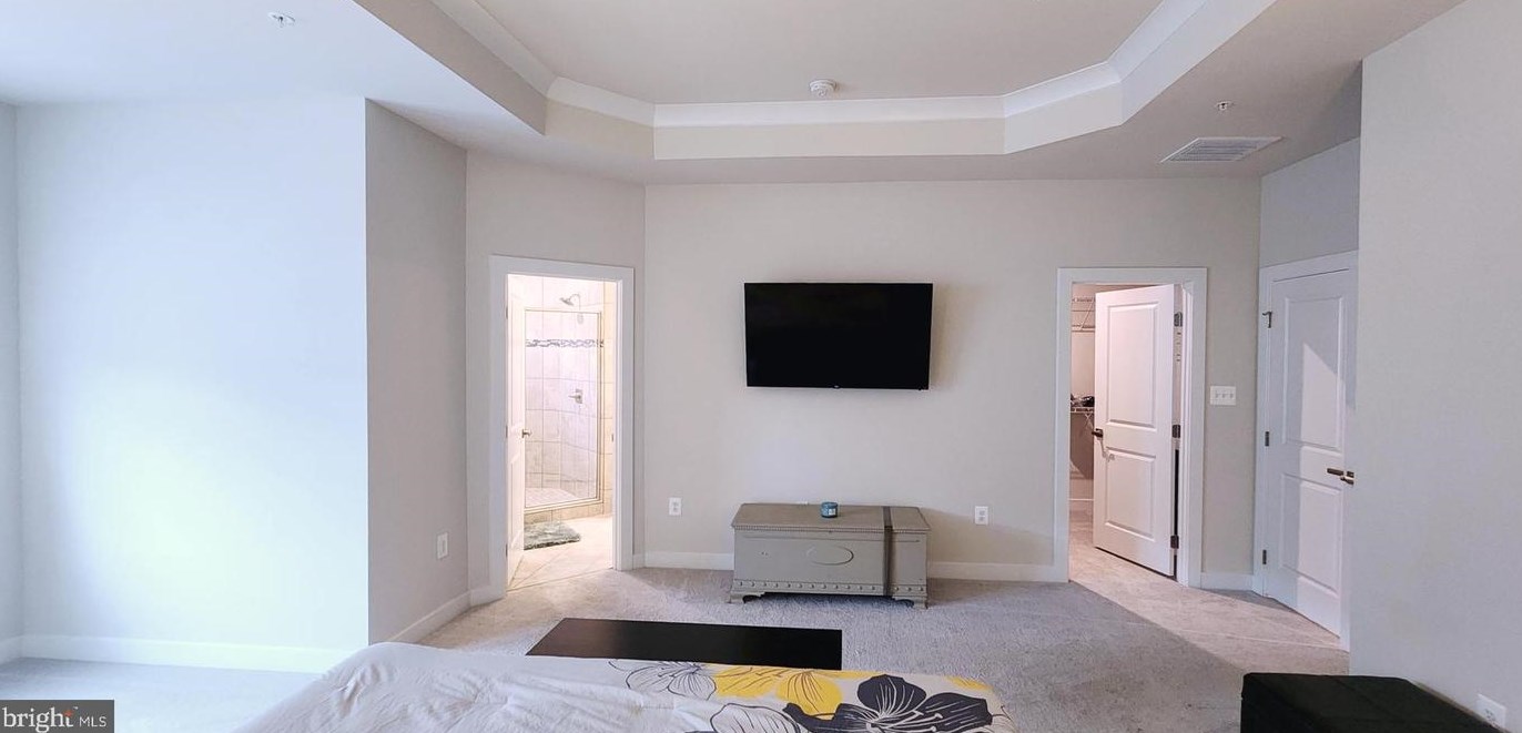 14077 Sunrise Vly Dr, Herndon VA 20191-3301 exterior