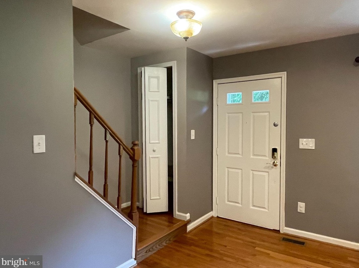 6223 Rathlin Dr, Springfield, VA 22152