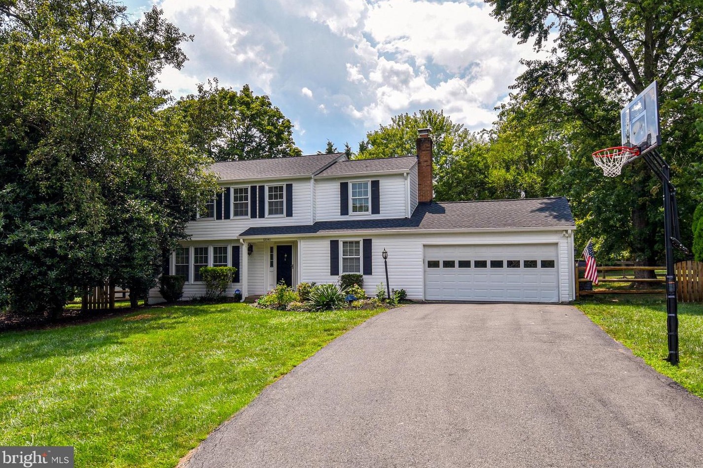12341 Folkstone Dr, Herndon, VA 20171