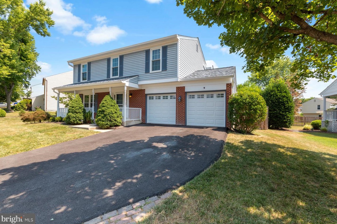 12706 Society Dr, Herndon, VA 20170-2976