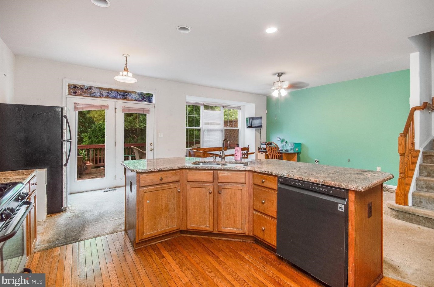 6324 Franconia Commons Dr, Alexandria VA 22310-2545 exterior