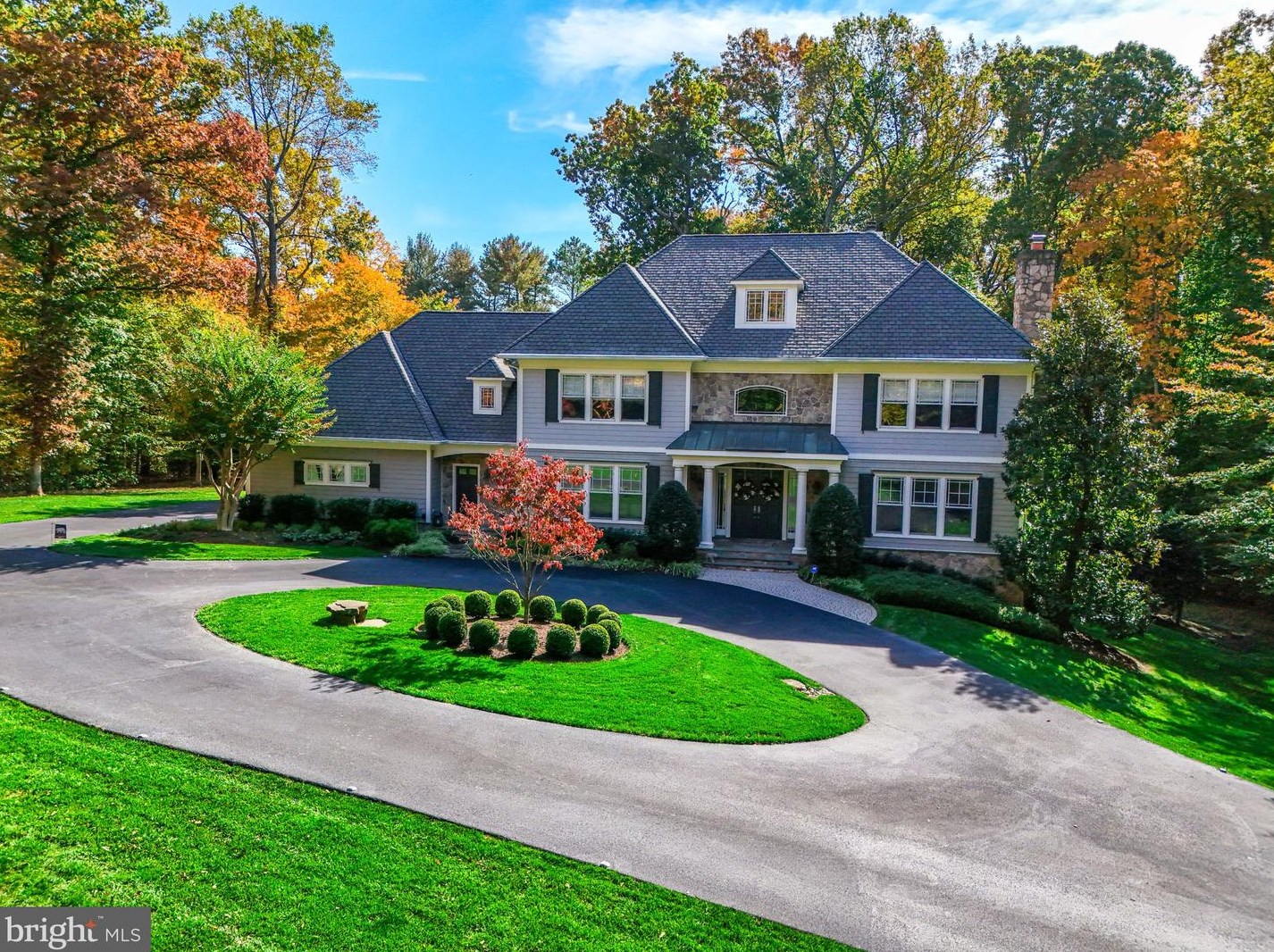 492 River Bend Rd, Great Falls, VA 22066