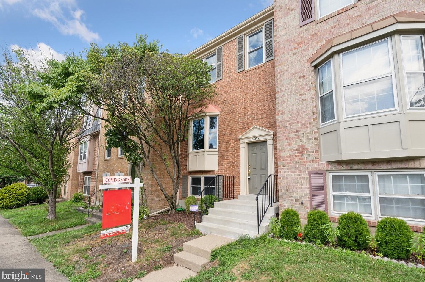 5609 Gresham Ln, Centreville, VA 20120