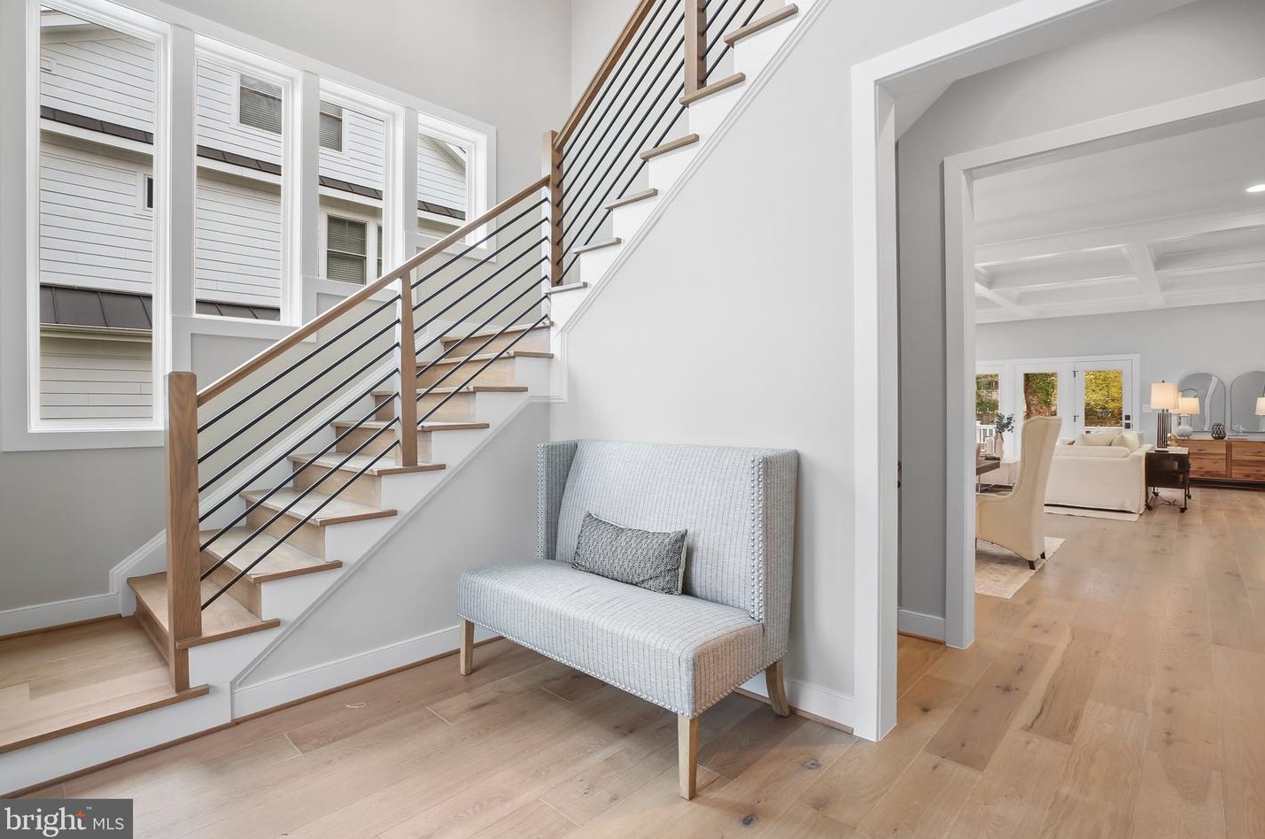 506 Cottage St Sw, Vienna, VA 22180