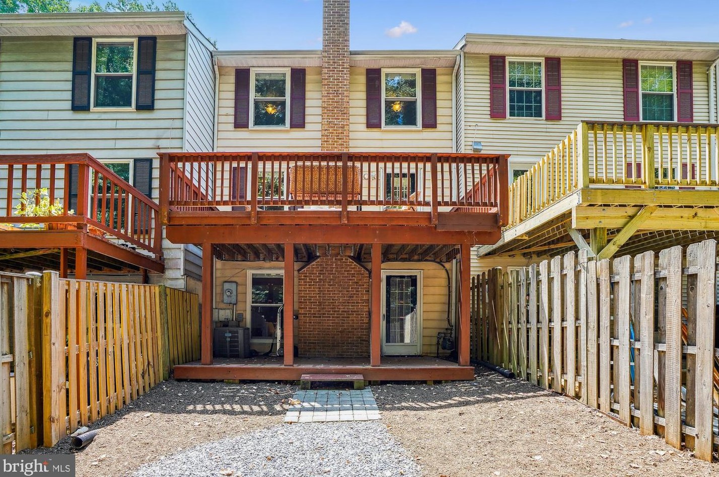 6507 Field Master Dr, Springfield VA  22152-2150 exterior