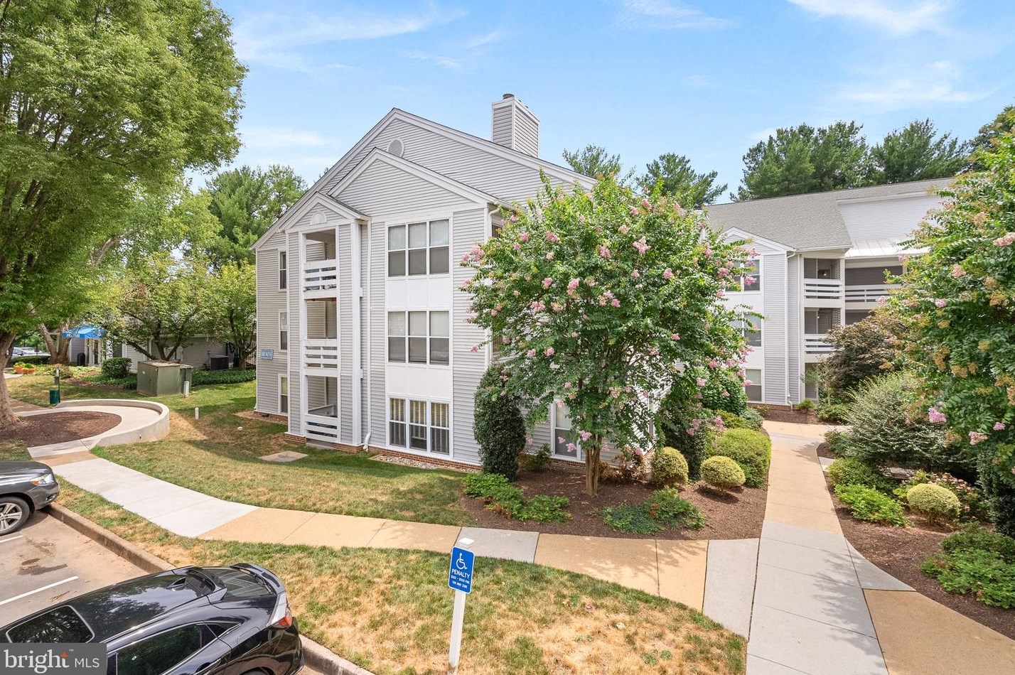 10303 Appalachian Cir #9-303, Vienna, VA 22124