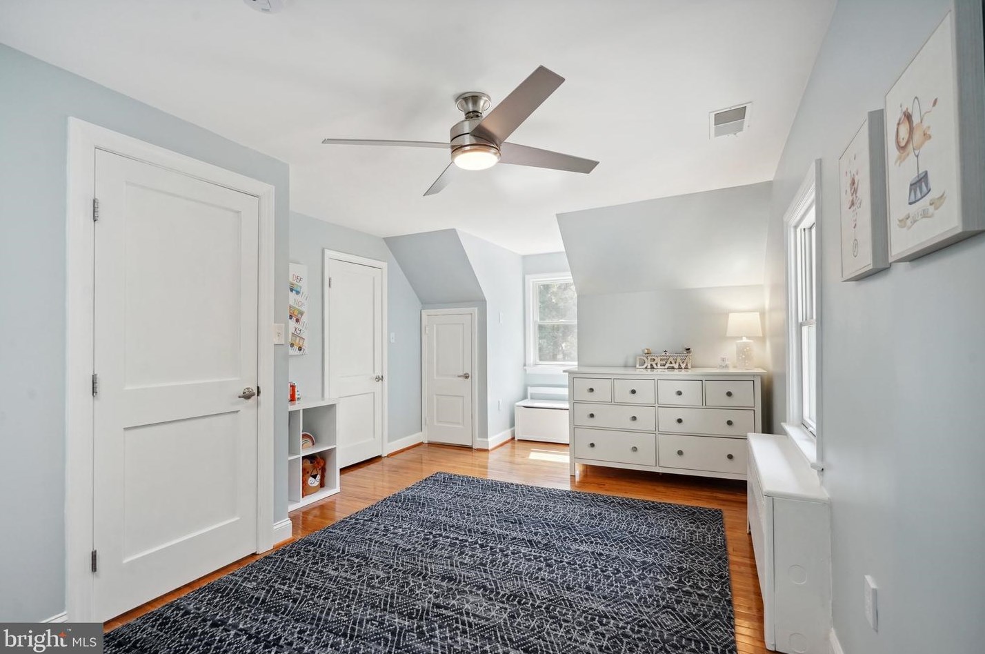 7126 Carol Ln, Falls Church VA  22042-3714 exterior