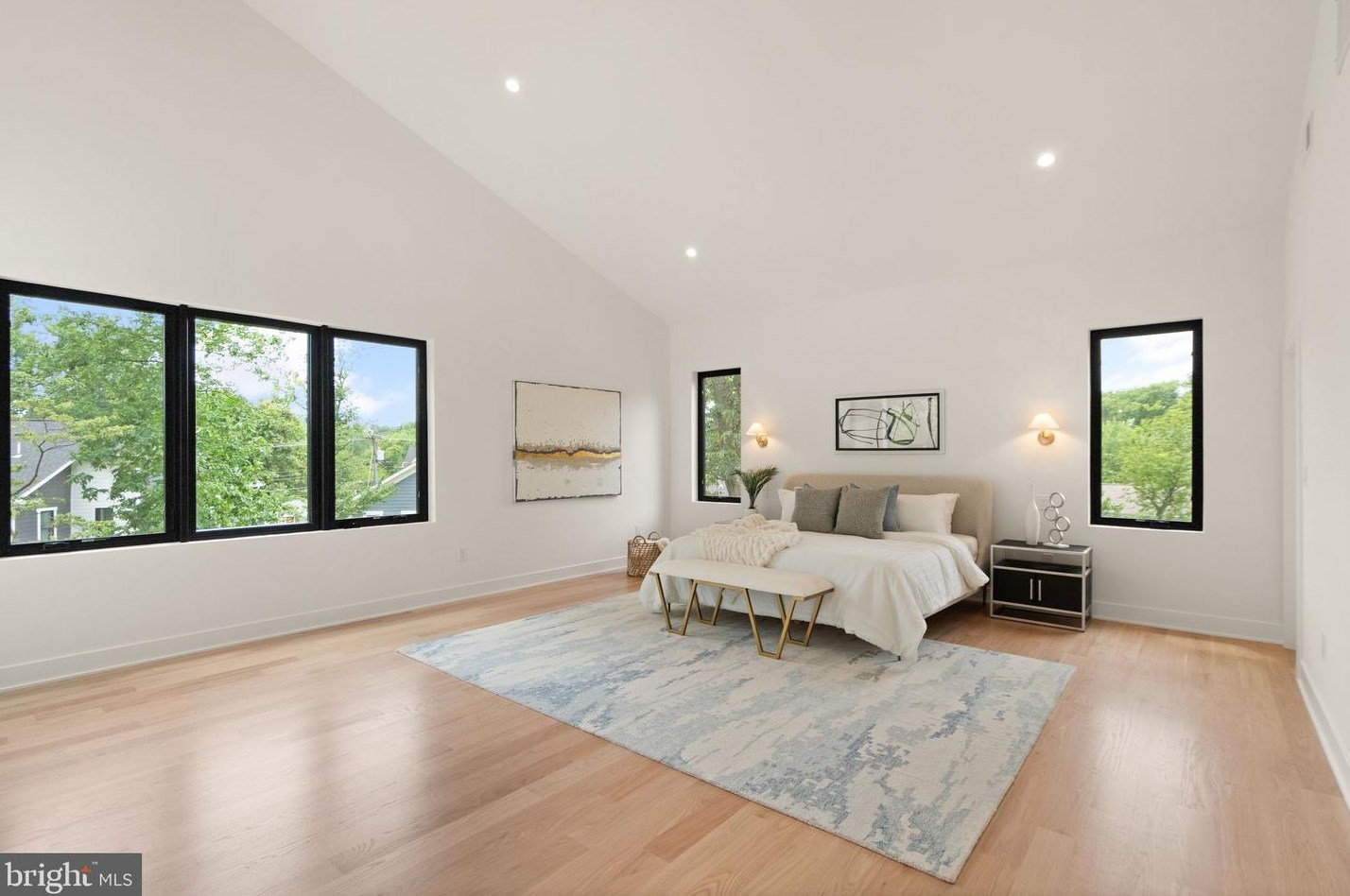 132 Kingsley Rd, Vienna VA  22180-6501 exterior