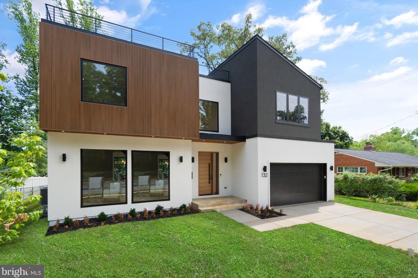 132 Kingsley Rd Sw, Vienna, VA 22180