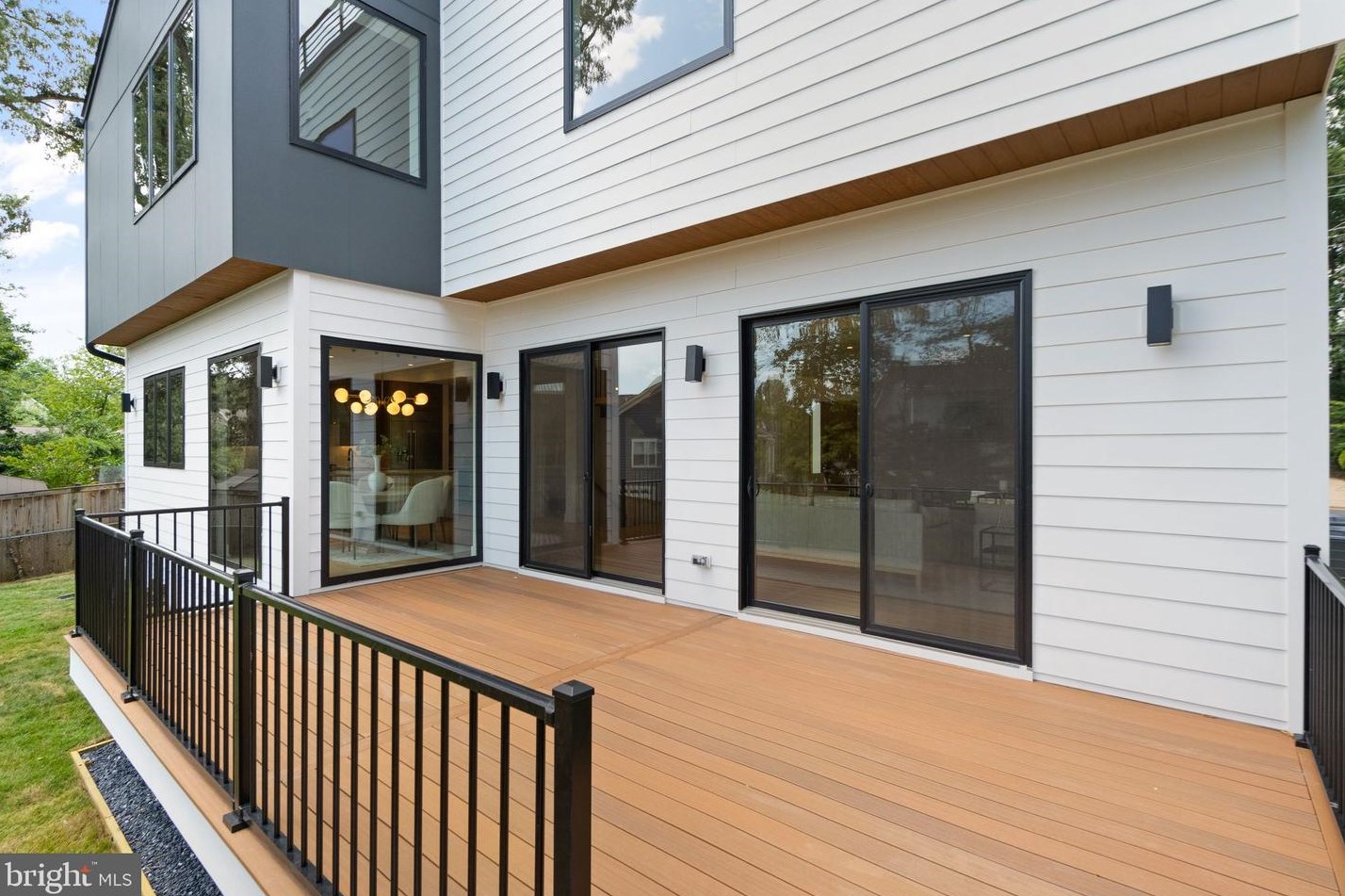 132 Kingsley Rd, Vienna VA  22180-6501 exterior