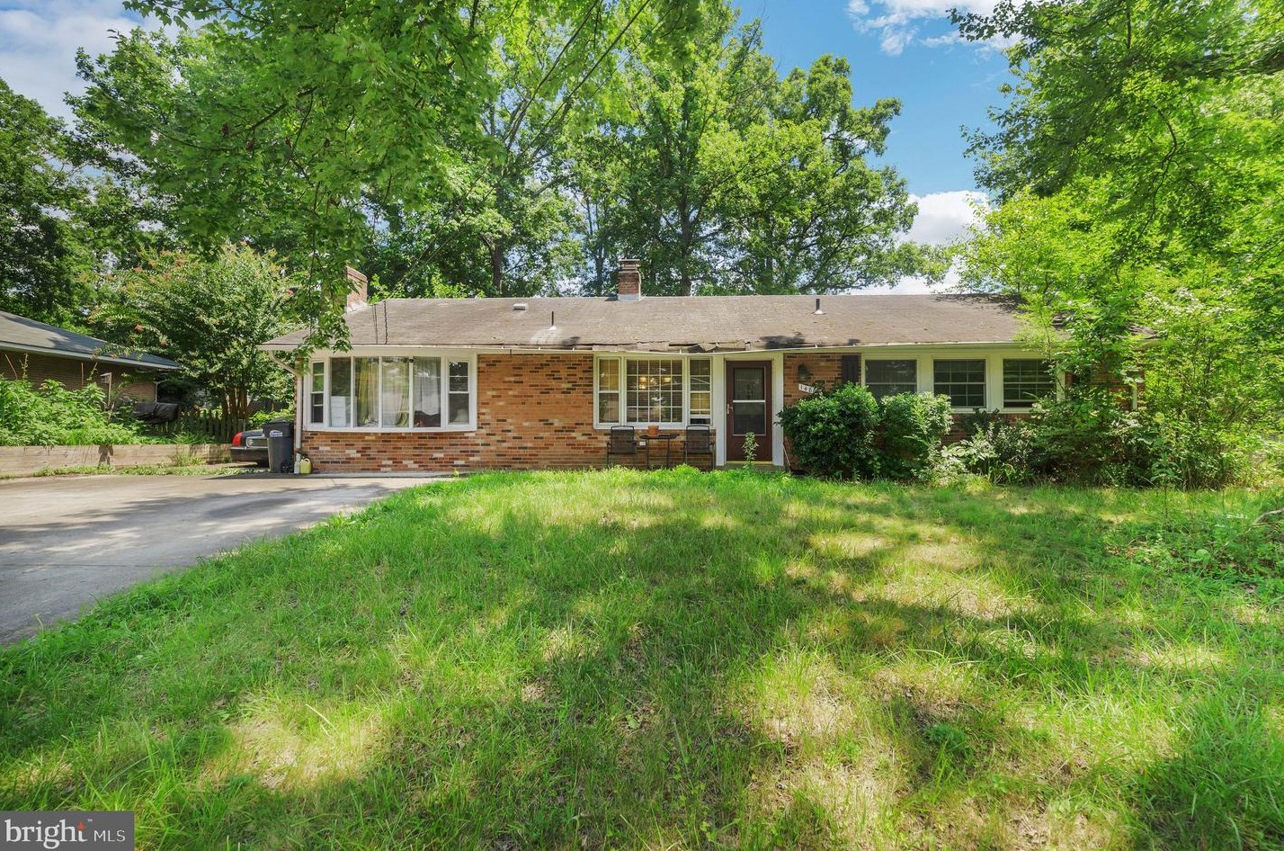 14809 Carlbern Dr, Centreville, VA 20120-1507