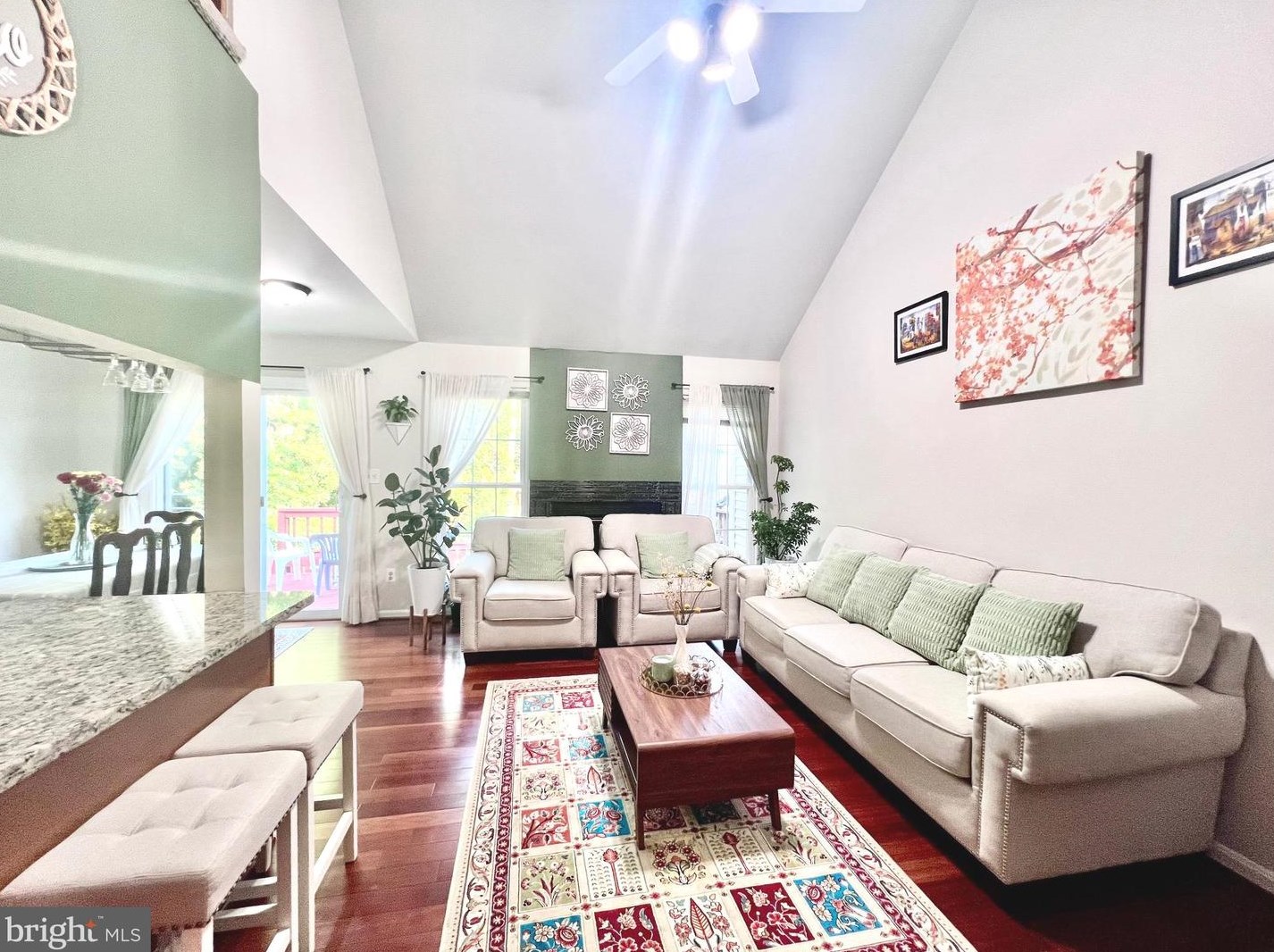 6212 Stonepath Cir, Centreville, VA 20120