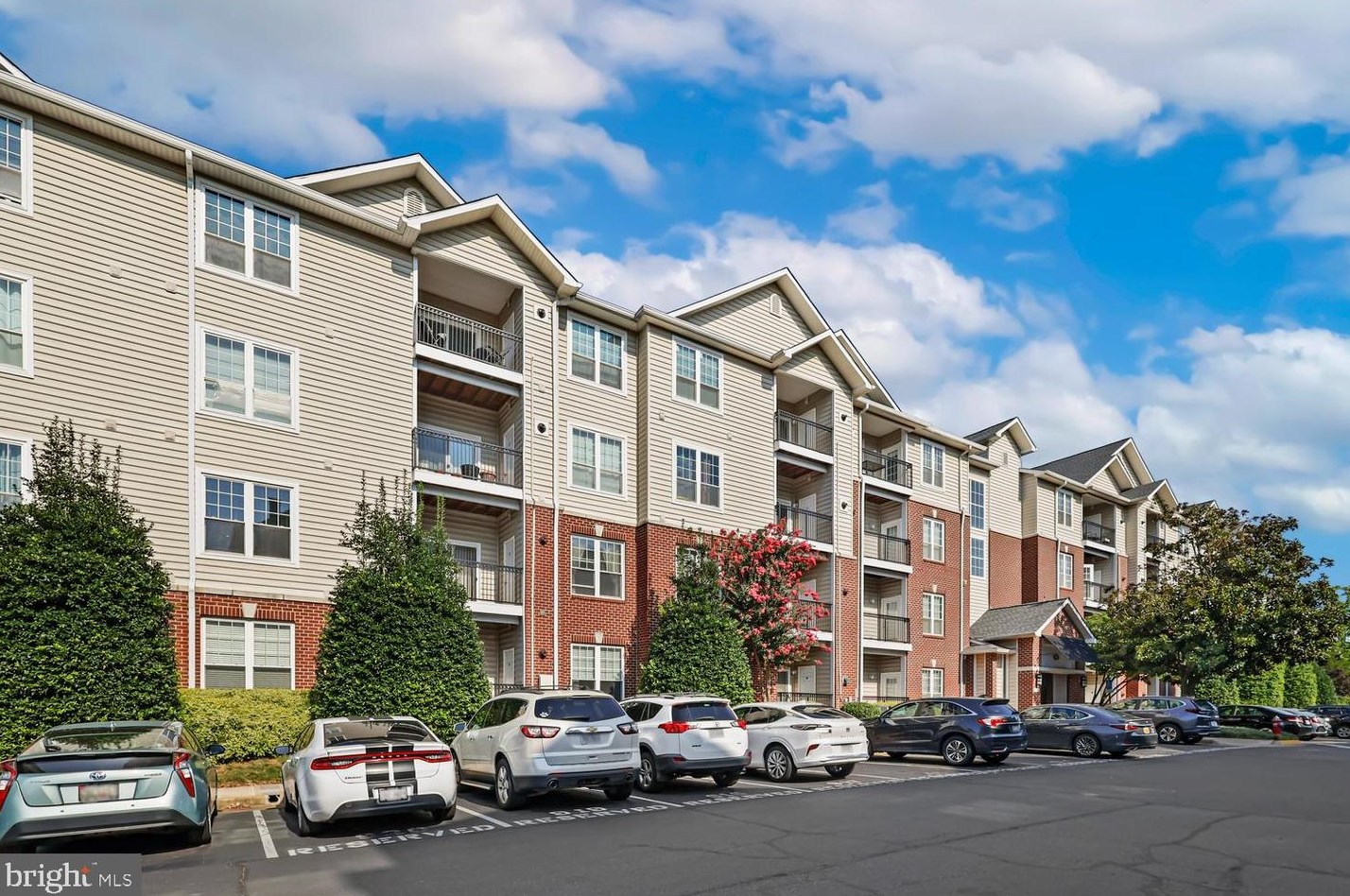 1570 Spring Gate Dr, Mc Lean VA  22102-3428 exterior