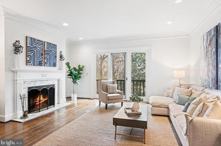 704 Belgrove Rd, Mc Lean VA  22101-1836 exterior