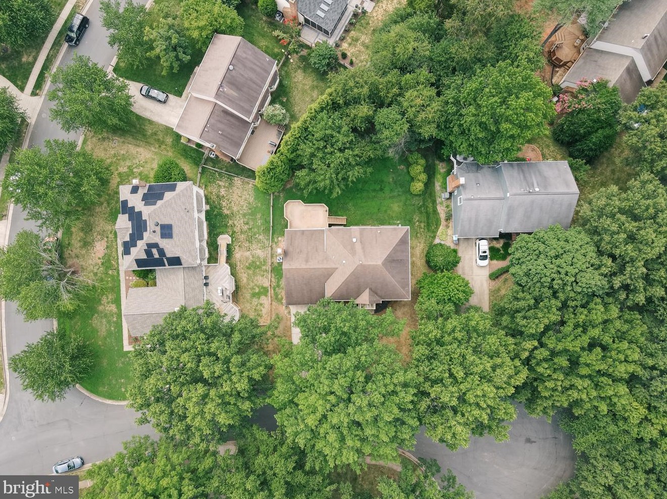 14821 Hunting Path Pl, Centreville, VA 20120