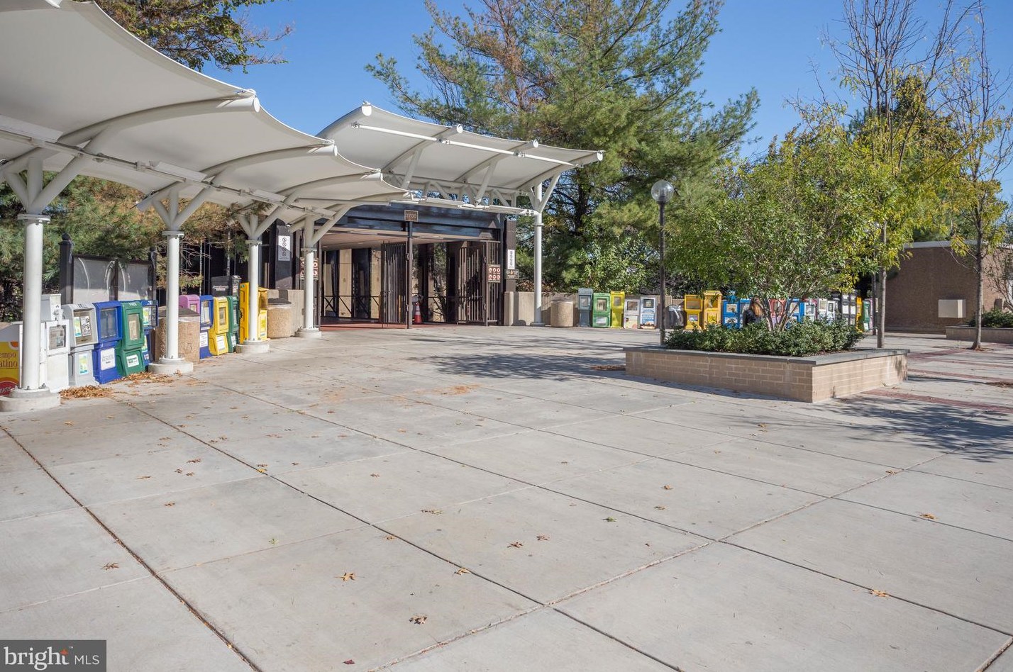 2665 Prosperity Ave, Fairfax VA  22031-4906 exterior