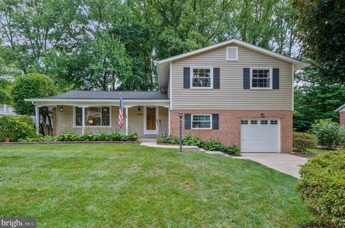 9813 Covent Ct, Fairfax, VA 22032-3913