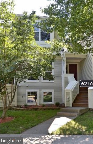 6021 Creekstone Ln, Centreville, VA 20120