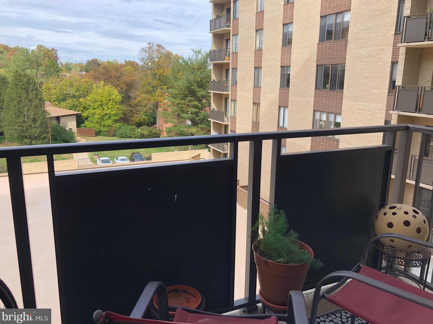 3100 S Manchester St Apt 517, Falls Church, VA 22044
