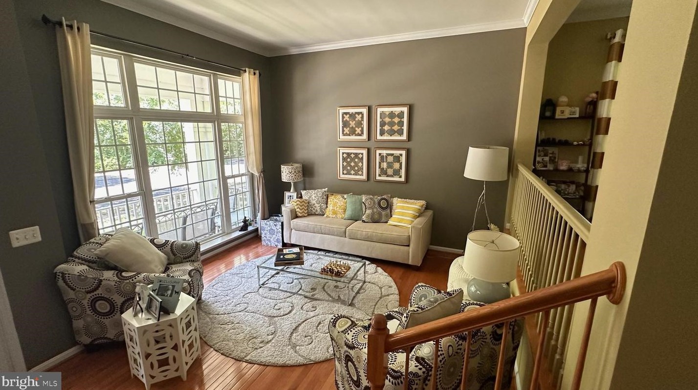 7567 Lindberg Dr, Alexandria, VA 22306