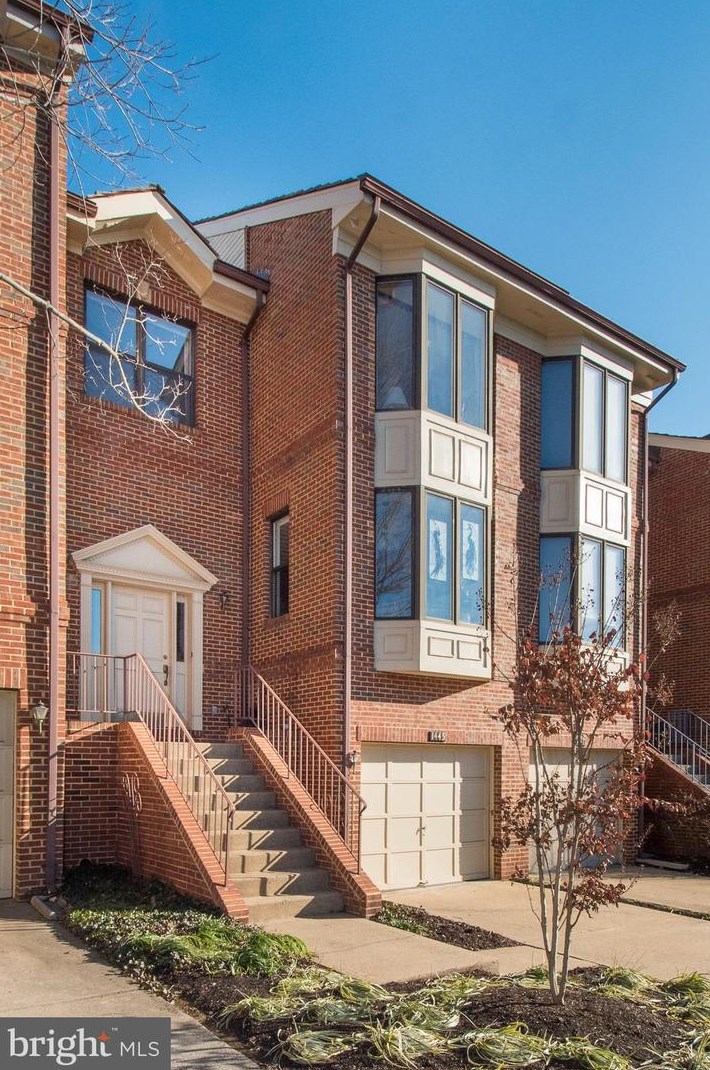 1445 Hampton Hill Cir, Mc Lean, VA 22101