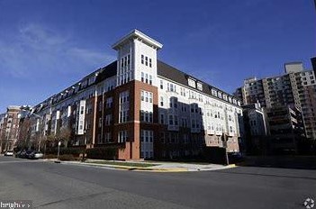2665 Prosperity Ave #447, Fairfax, VA 22031