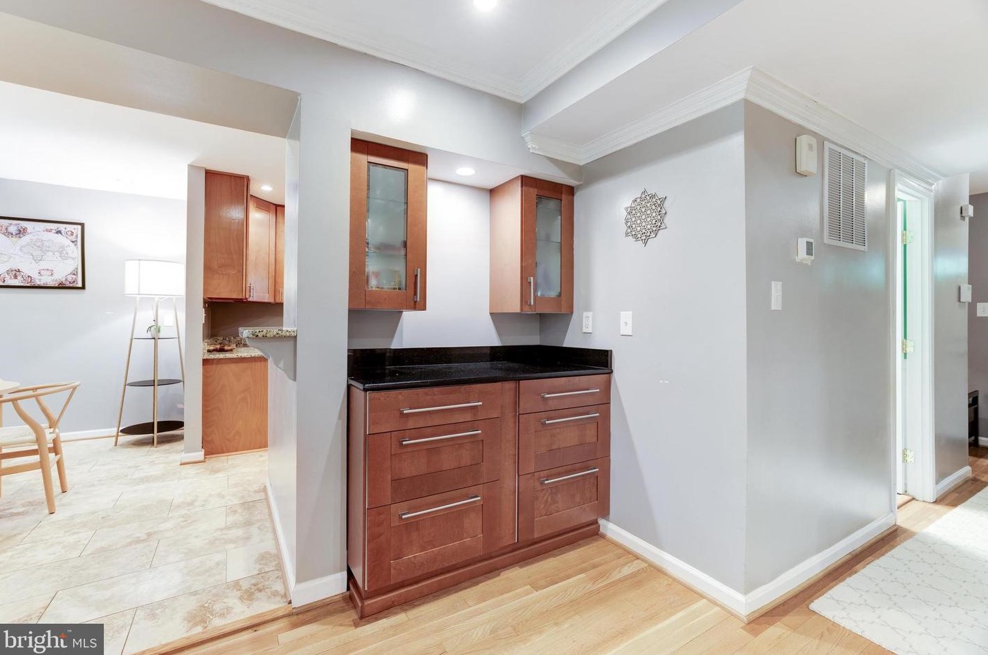 11721 Shore Dr, Herndon VA  20190-4506 exterior