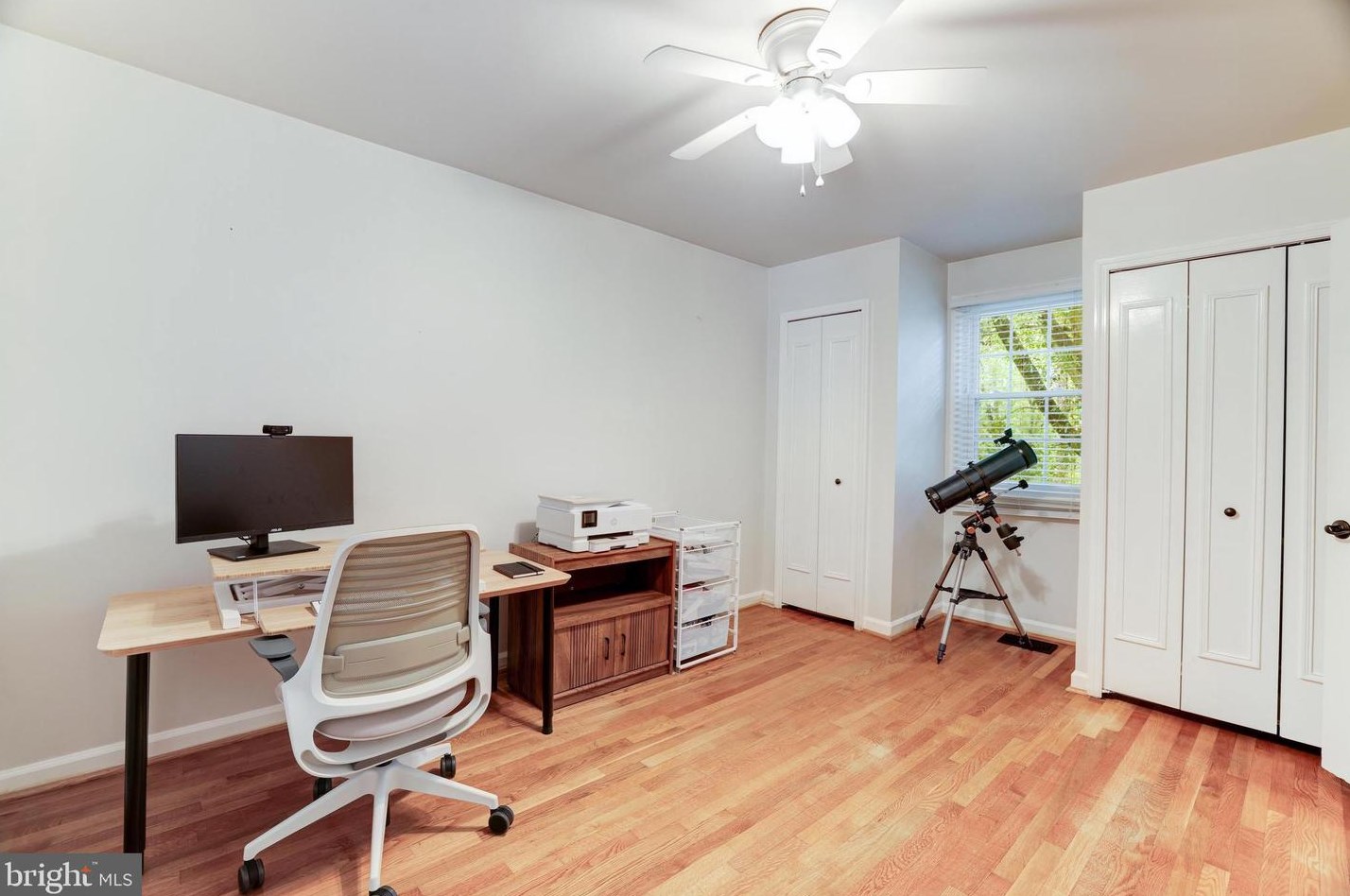 11721 Shore Dr, Herndon VA  20190-4506 exterior