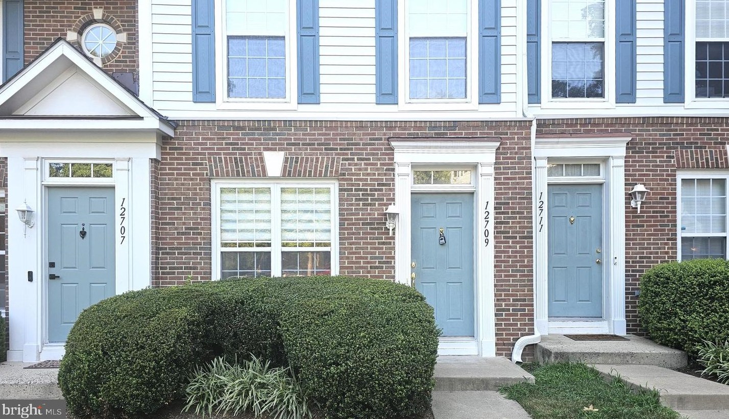 12709 Fair Crest Ct #62, Fairfax, VA 22033