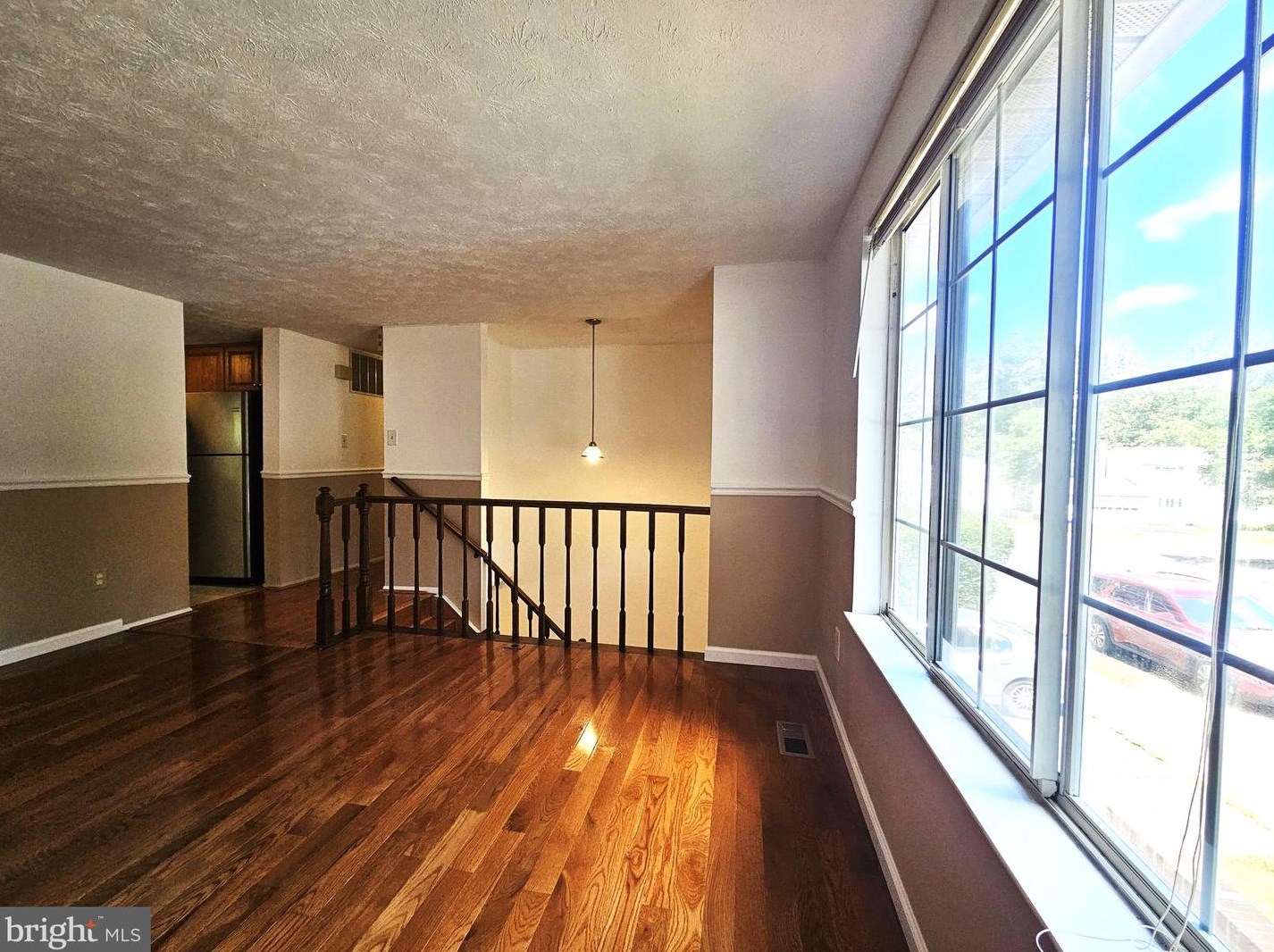 8465 Summer Breeze Ln, Springfield VA  22153-2516 exterior