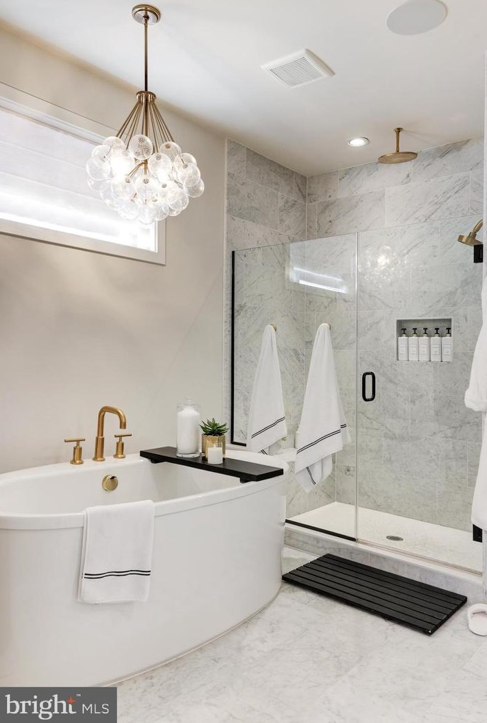 11732 Sunrise Valley Dr, Herndon VA  20191-1403 exterior