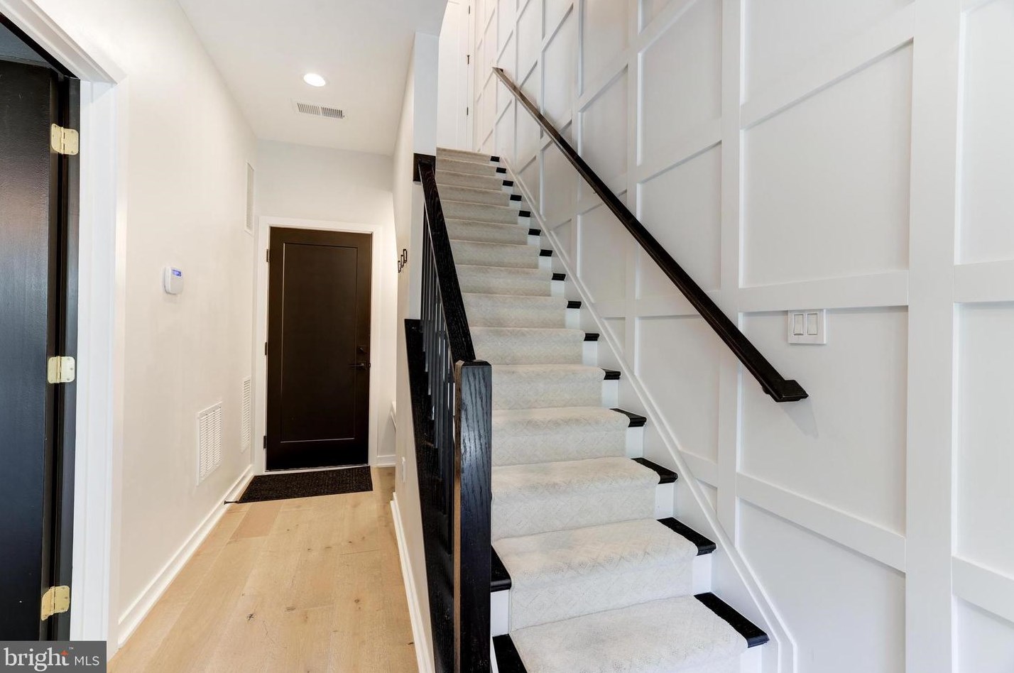 11732 Sunrise Valley Dr, Herndon VA  20191-1403 exterior