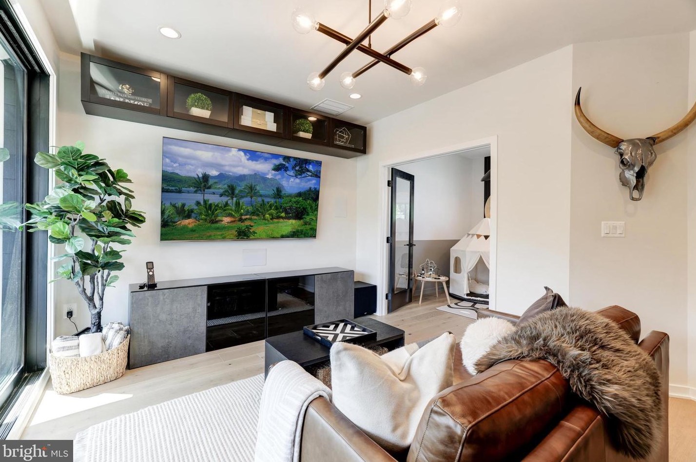 11732 Sunrise Valley Dr, Herndon VA  20191-1403 exterior