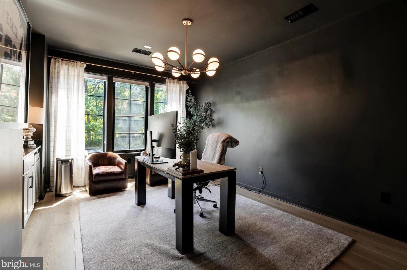 11732 Sunrise Valley Dr, Herndon VA  20191-1403 exterior