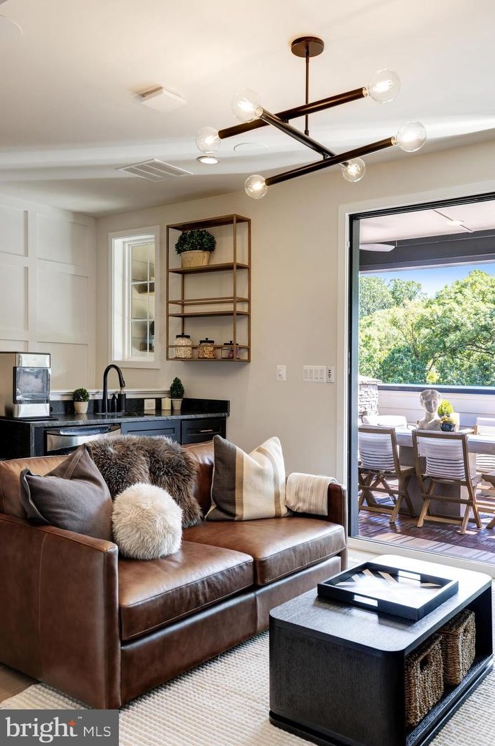 11732 Sunrise Valley Dr, Herndon VA  20191-1403 exterior