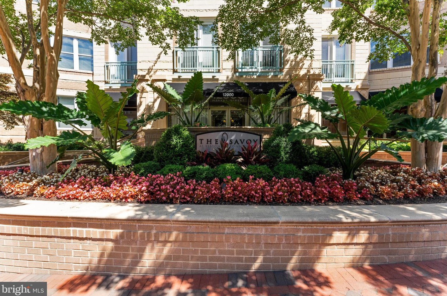 12000 Market St, Herndon VA  20190-5693 exterior