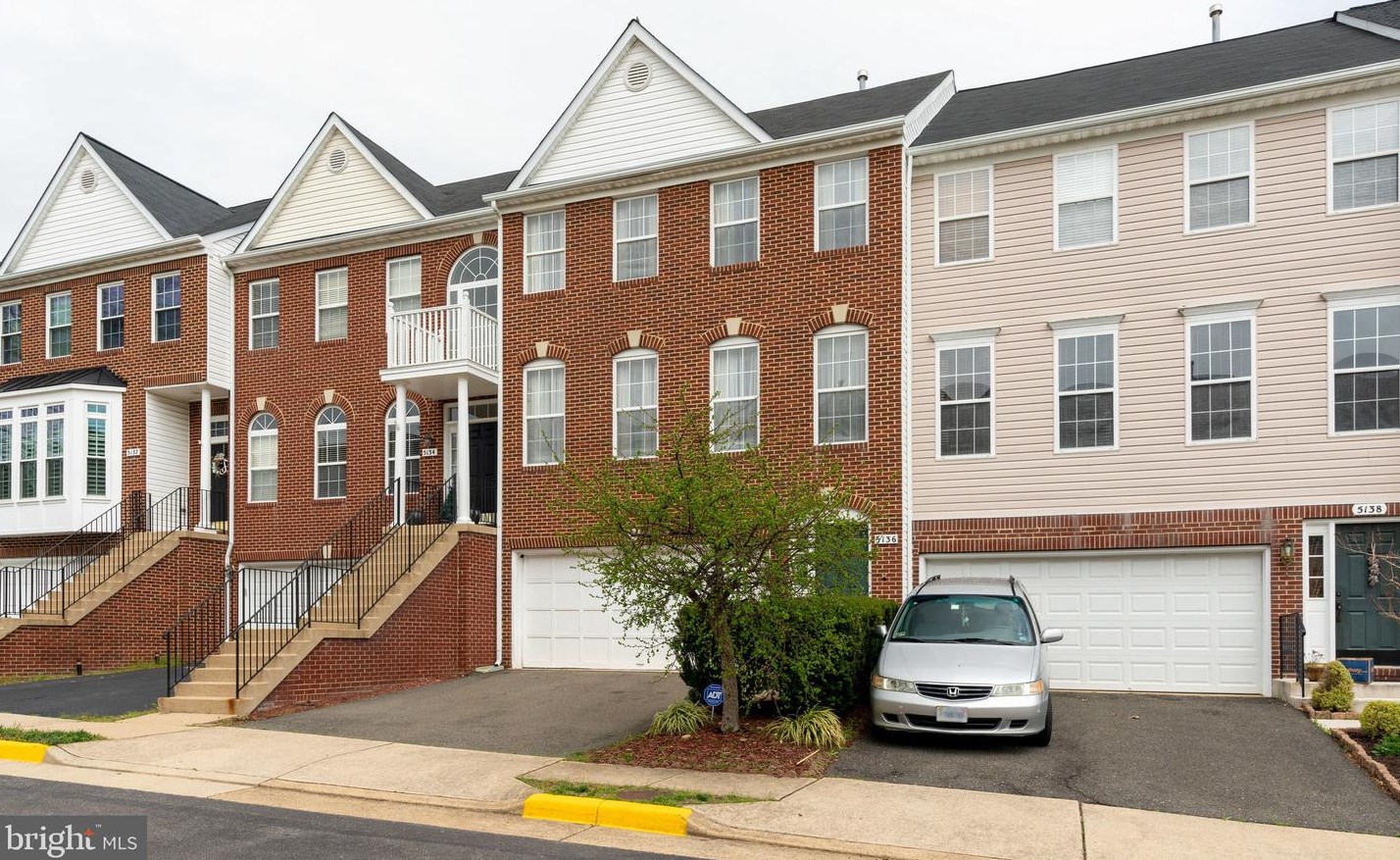 5136 Ballycastle Cir, Alexandria VA  22315-5567 exterior