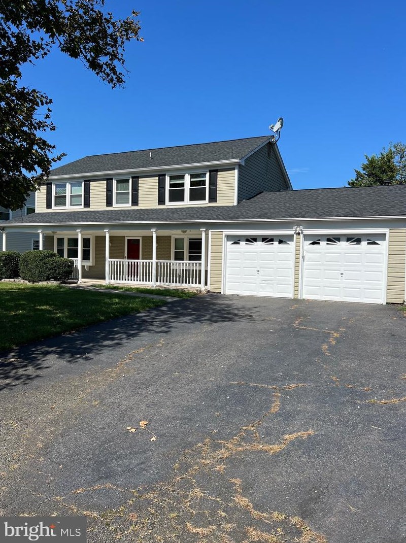4110 Plaza Ln, Fairfax, VA 22033