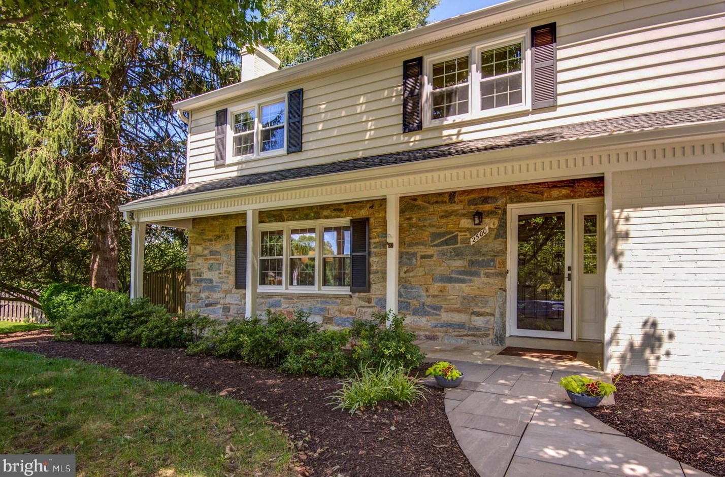 2500 E Meredith Dr, Vienna, VA 22181