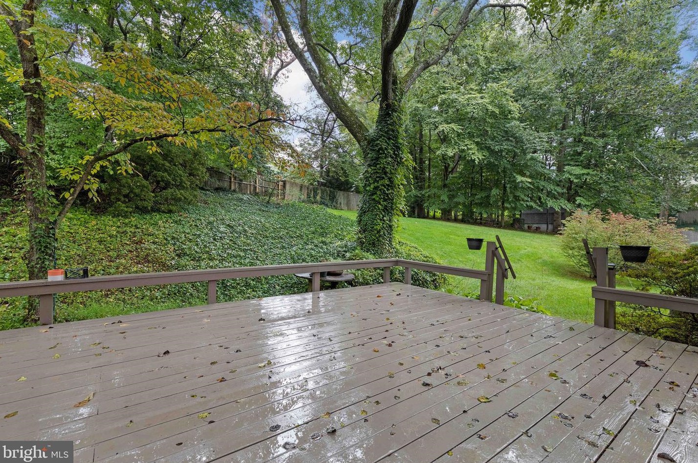 8609 Etta Dr, Springfield VA 22152-2706 exterior