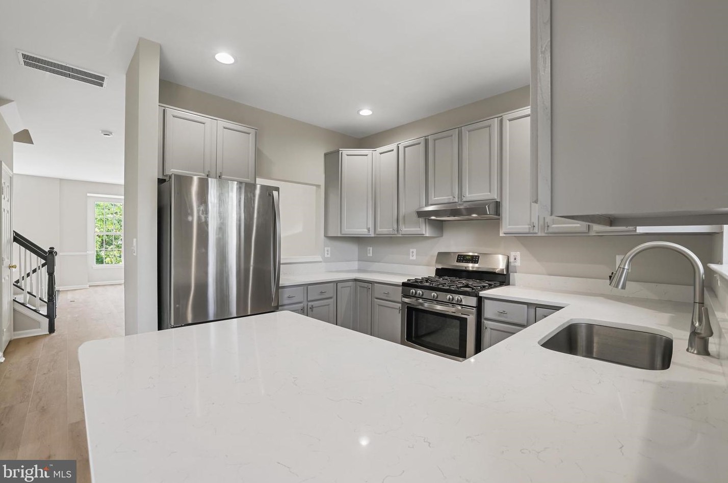 14474 Cider House Ln, Centreville, VA 20121