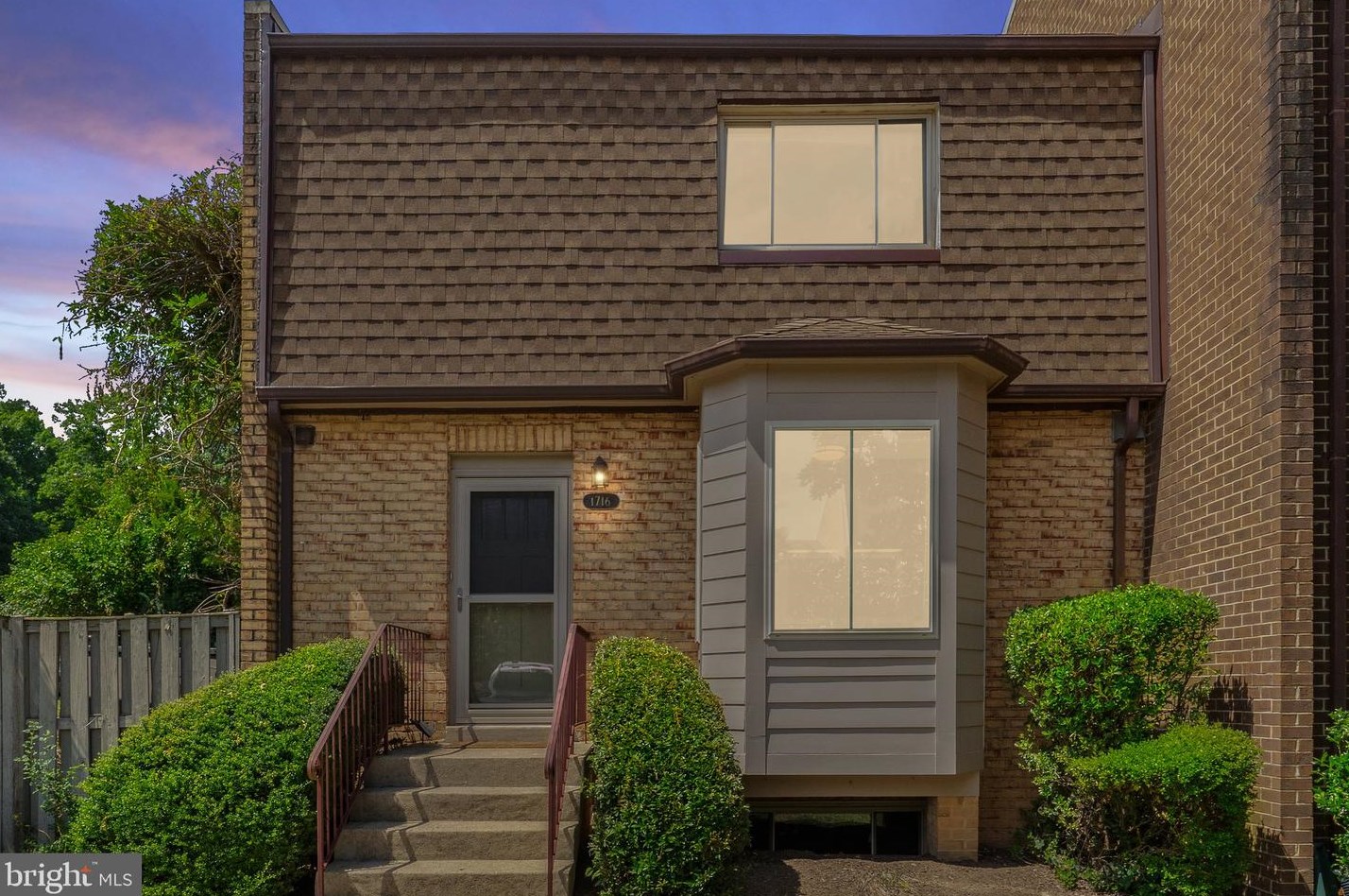 1716 Tyvale Ct, Vienna, VA 22182