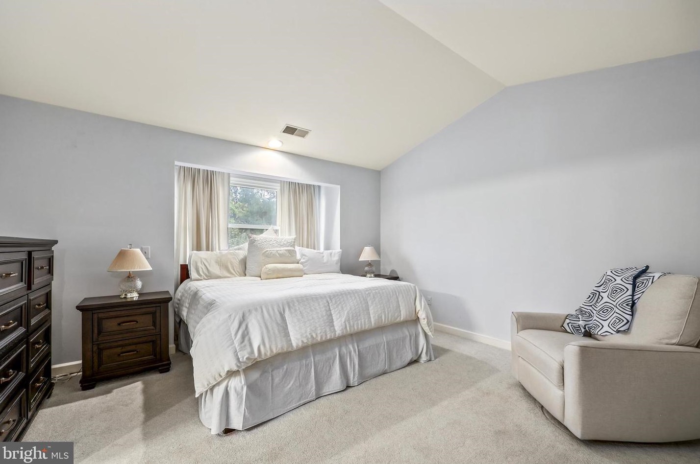 6329 Franconia Commons Dr, Alexandria VA 22310-2568 exterior