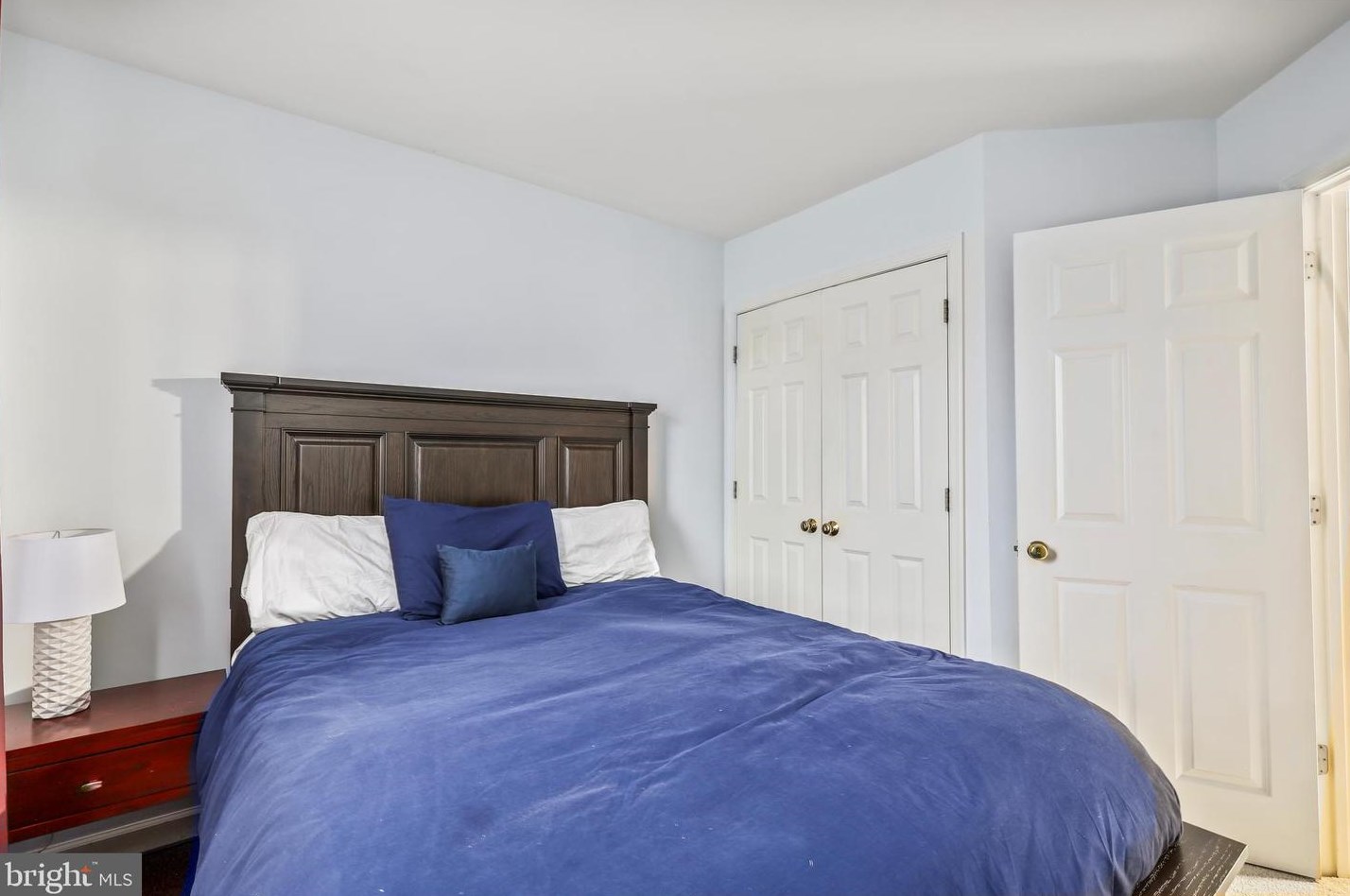 6329 Franconia Commons Dr, Alexandria VA 22310-2568 exterior