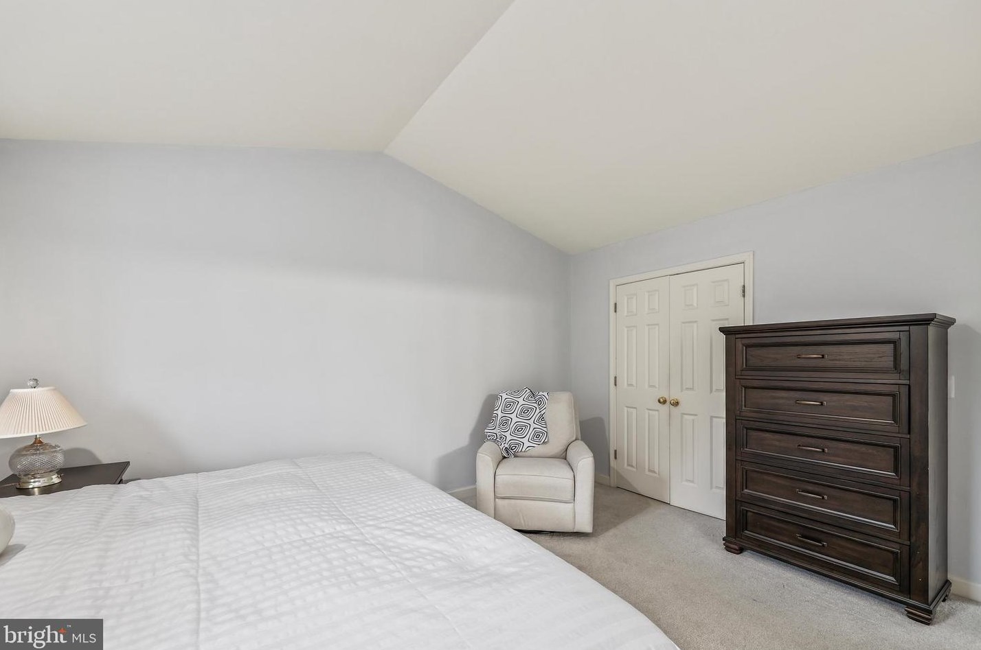 6329 Franconia Commons Dr, Alexandria VA 22310-2568 exterior