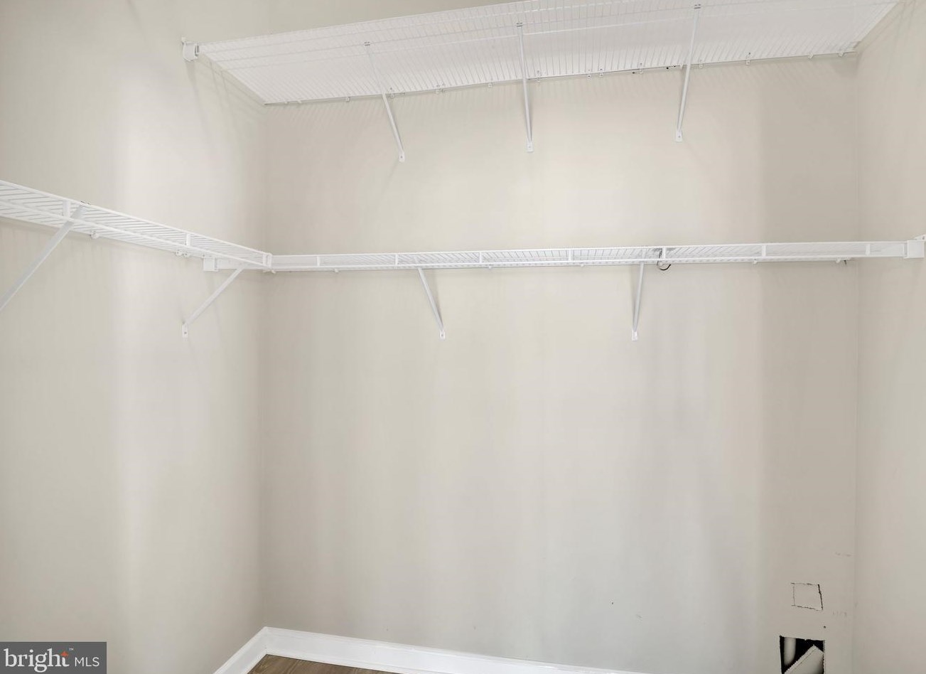 3814 Elmwood Towne Way, Alexandria VA  22303-1161 exterior